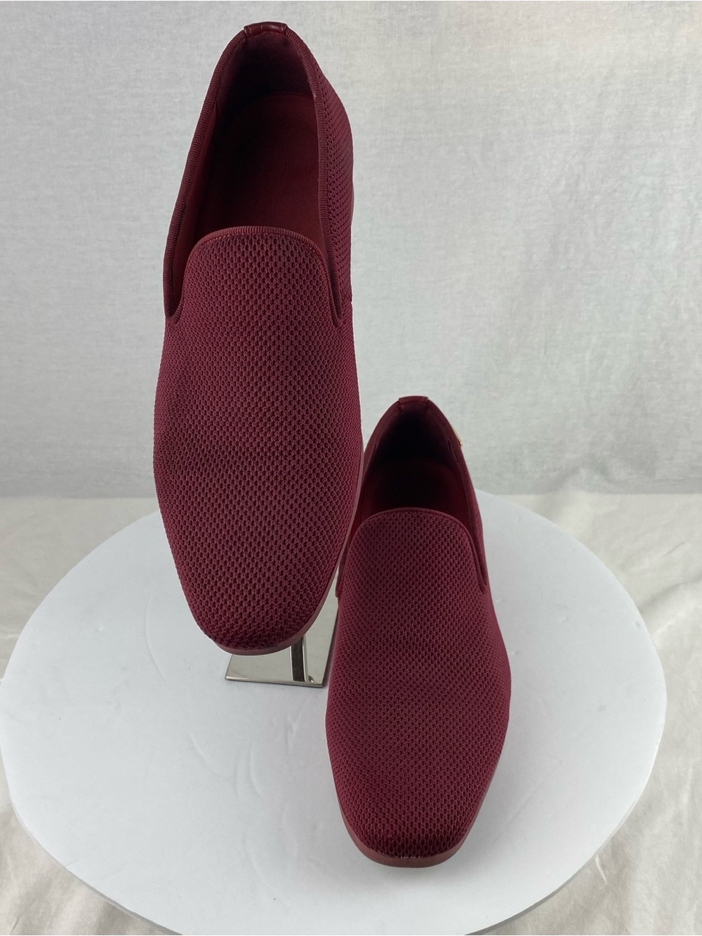 Men's Slip-On Knit Loafers in Burgundy - Comfortable Casual Shoes US 11